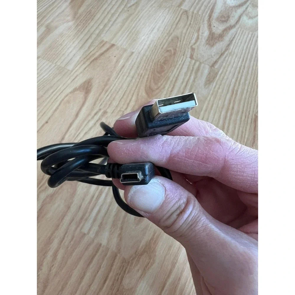 USB to Mini-USB Cable Unisex OS Black Very Good Data Sync Charge Cord